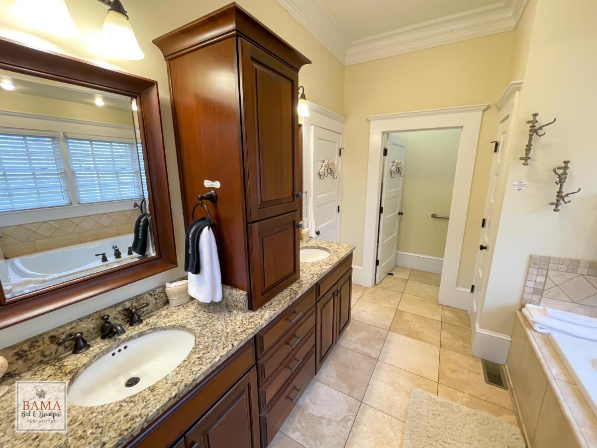 Bama Bed And Breakfast - Magnolia Family Suite Тъскалуса Екстериор снимка